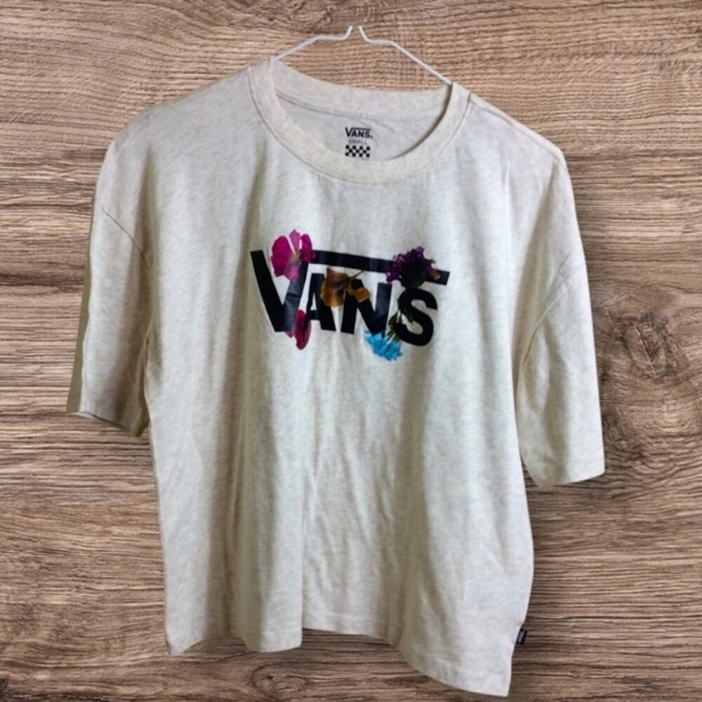 Vans cream floral cropped tee. Small. Oversized